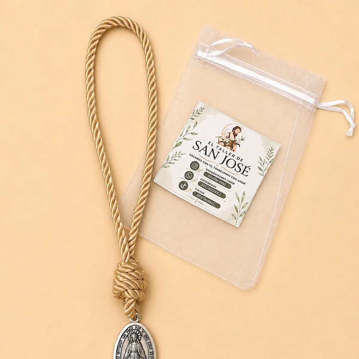 Bendición cordón dorado virgen María